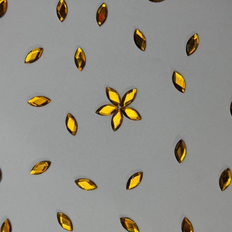 HotFix Rhinestones Leaf Shape