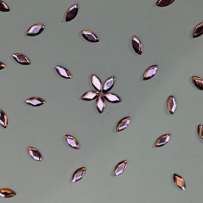 HotFix Rhinestones Leaf Shape