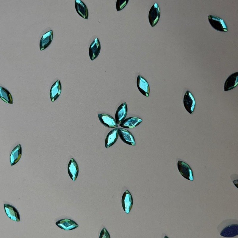 HotFix Rhinestones Leaf Shape