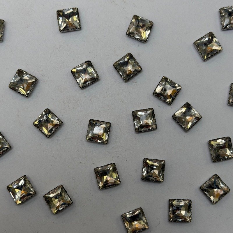 50 Pcs Acrylic Square Crystal