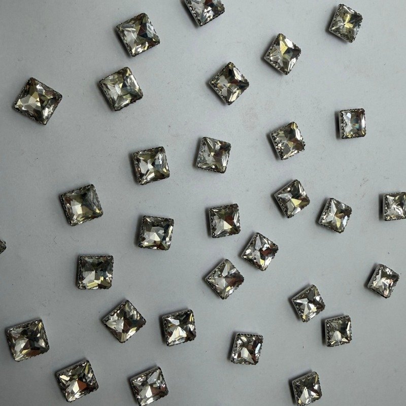 50 Pcs Acrylic Square Crystal