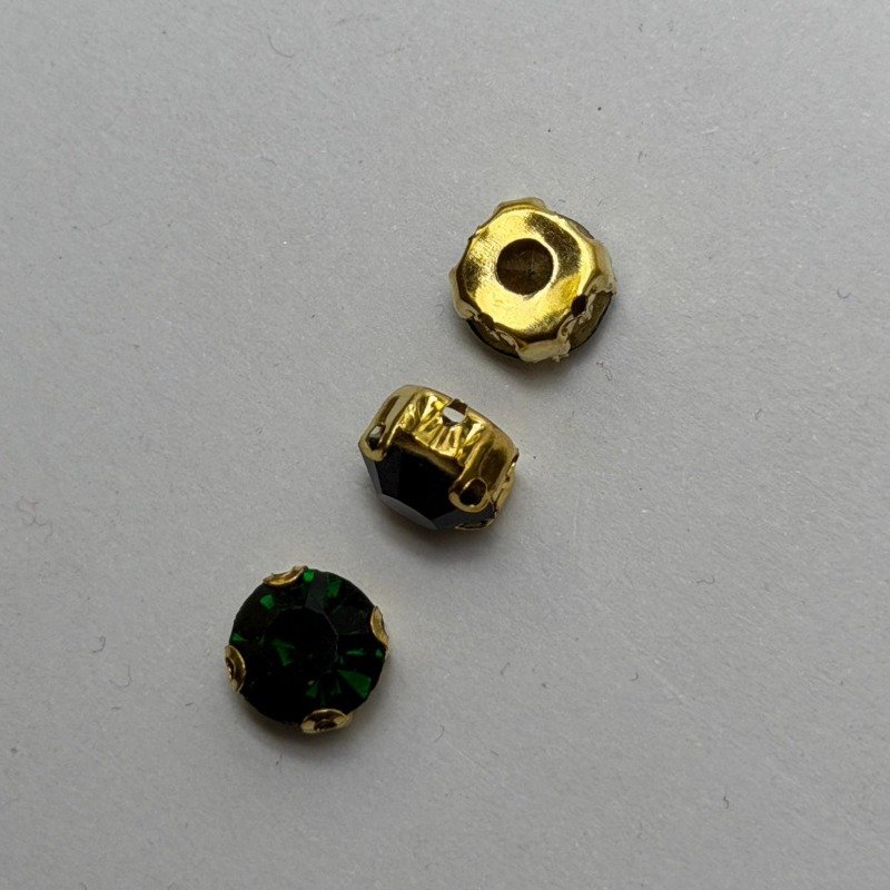 Dark Green Round Crystal with Gold Claw Setting